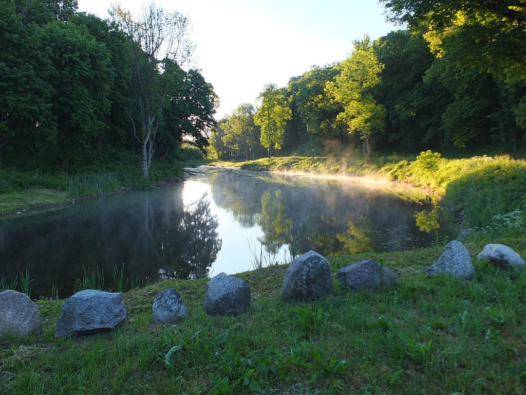 Dwor Klewiny Villa Buitenkant foto