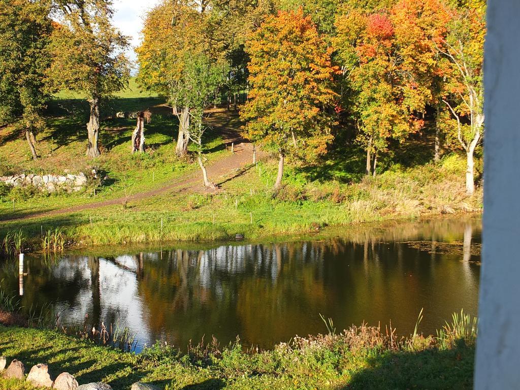 Dwor Klewiny Villa Buitenkant foto